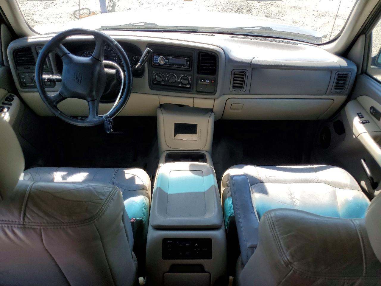 2002 CHEVROLET SUBURBAN K1500 photo 15