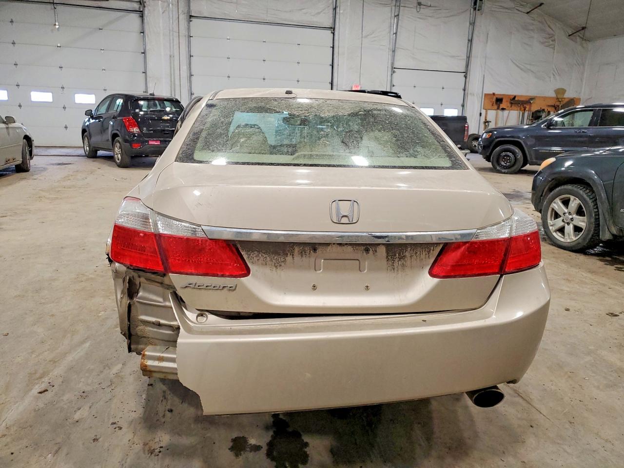 2014 HONDA ACCORD LX photo 16