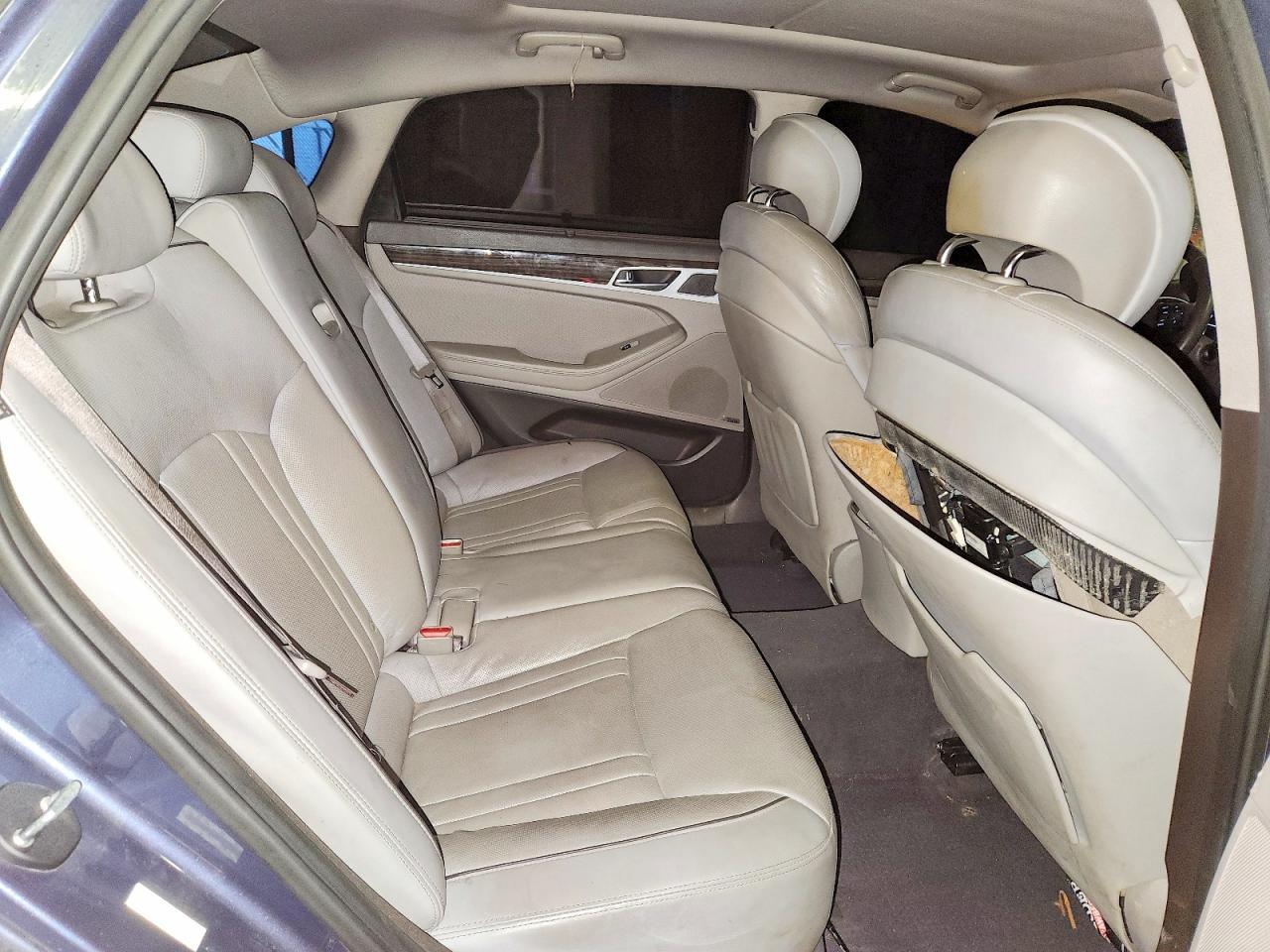 2015 HYUNDAI GENESIS 3.8L photo 19