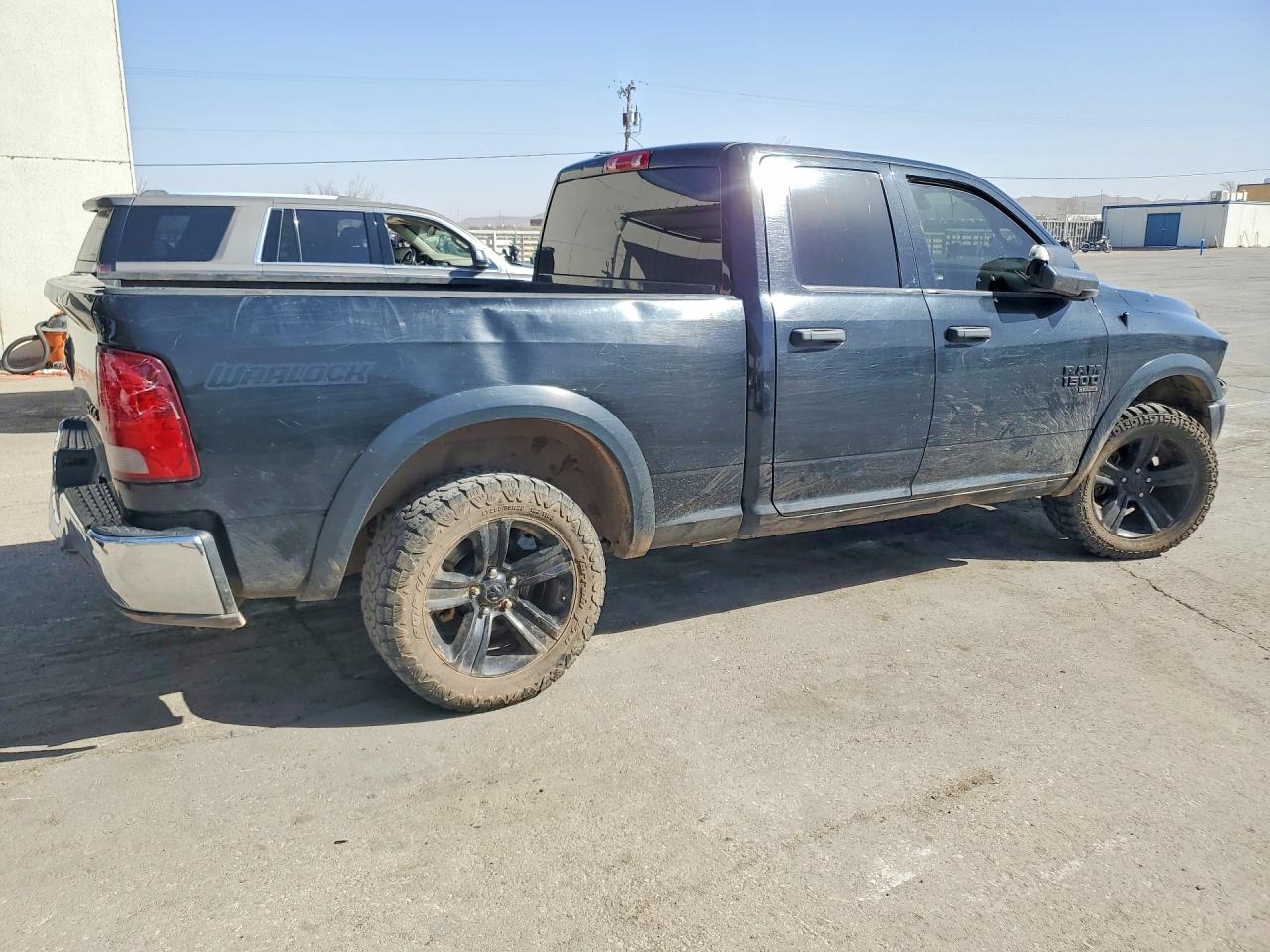 2022 RAM 1500 CLASSIC SLT photo 3