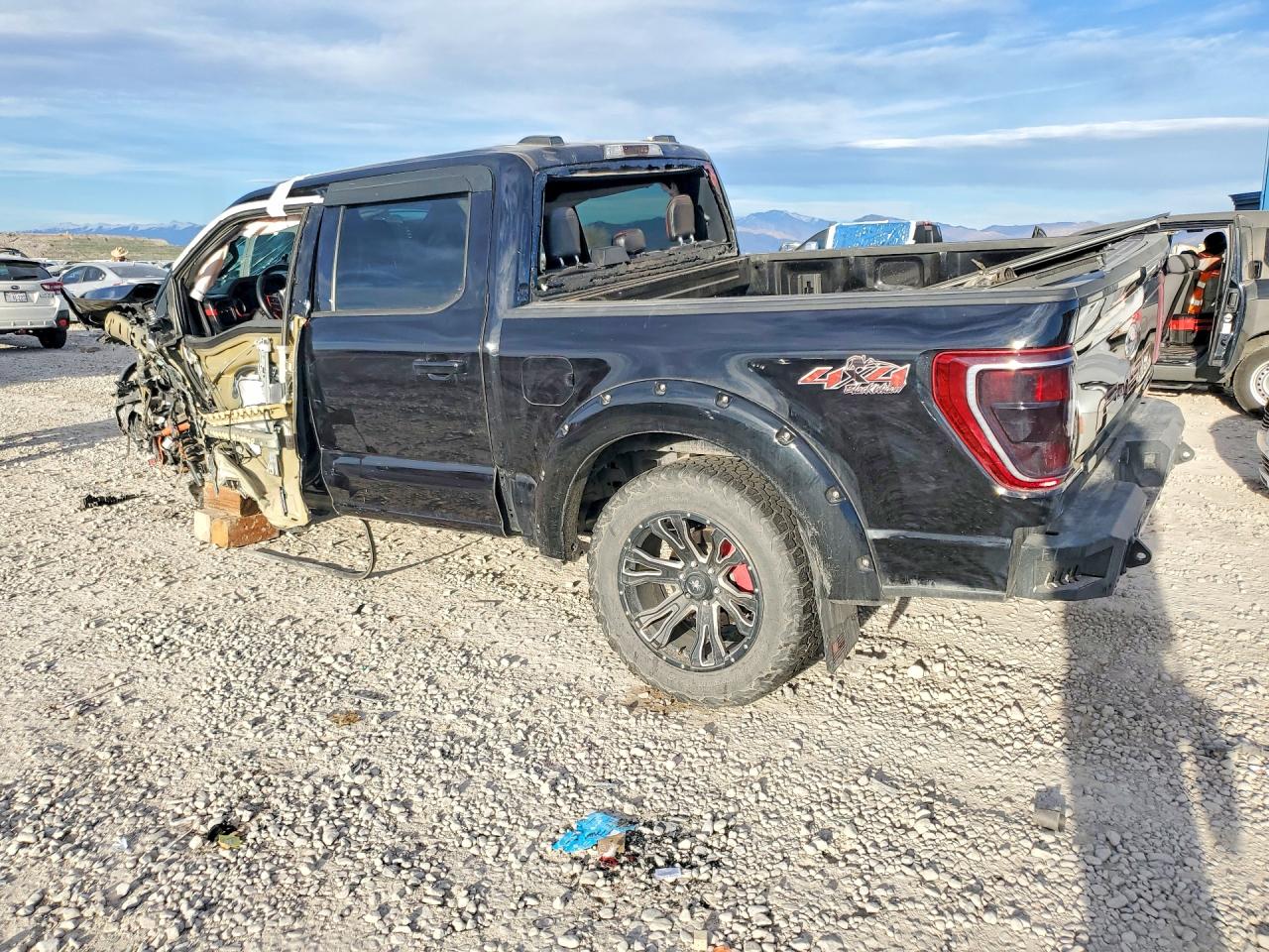 2022 FORD F150 SUPERCREW photo 2