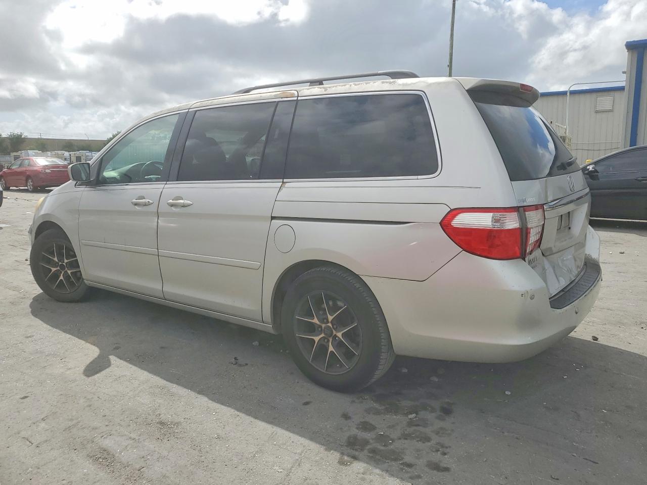 2006 HONDA ODYSSEY TOURING photo 2