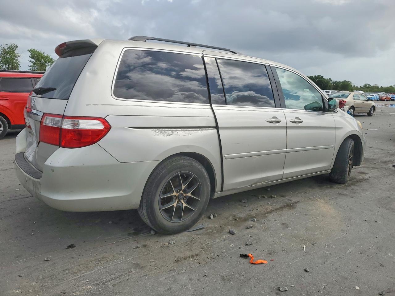 2006 HONDA ODYSSEY TOURING photo 3