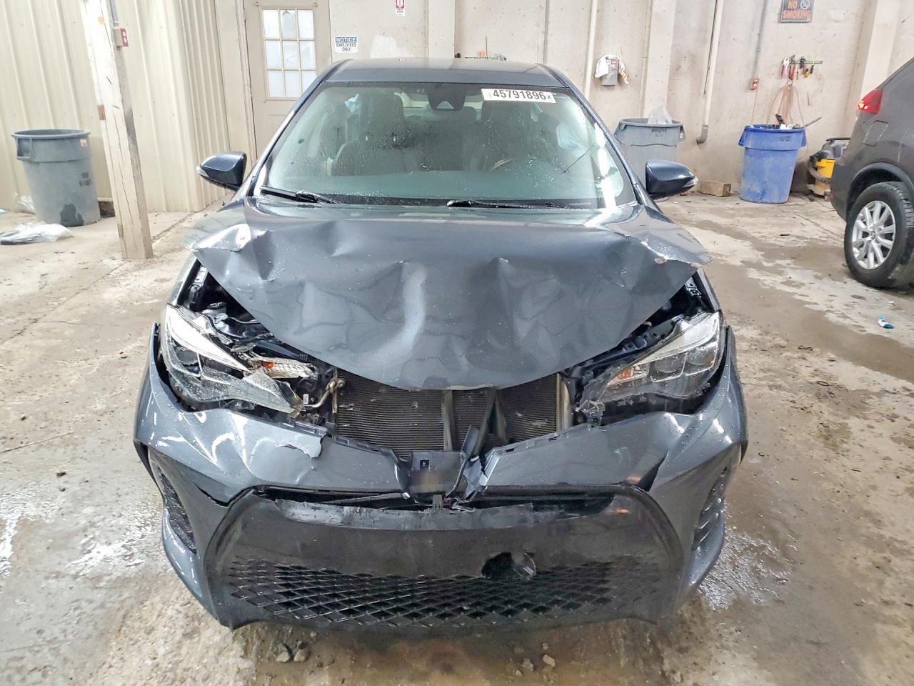 2017 TOYOTA COROLLA SE photo 9
