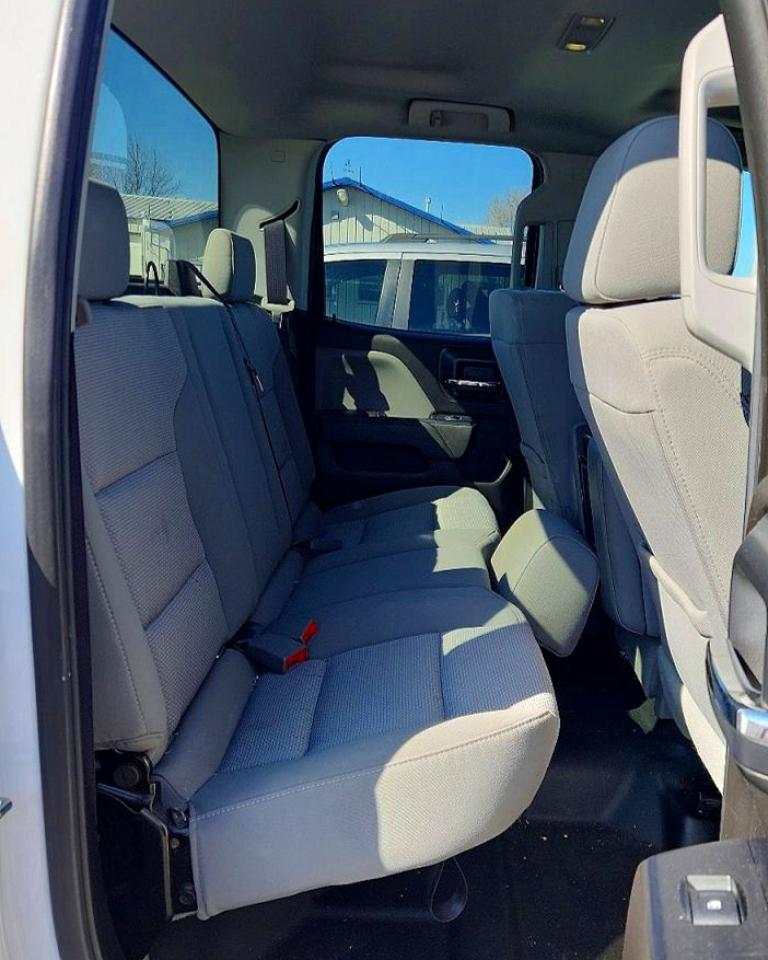 2017 CHEVROLET SILVERADO K1500 photo 19