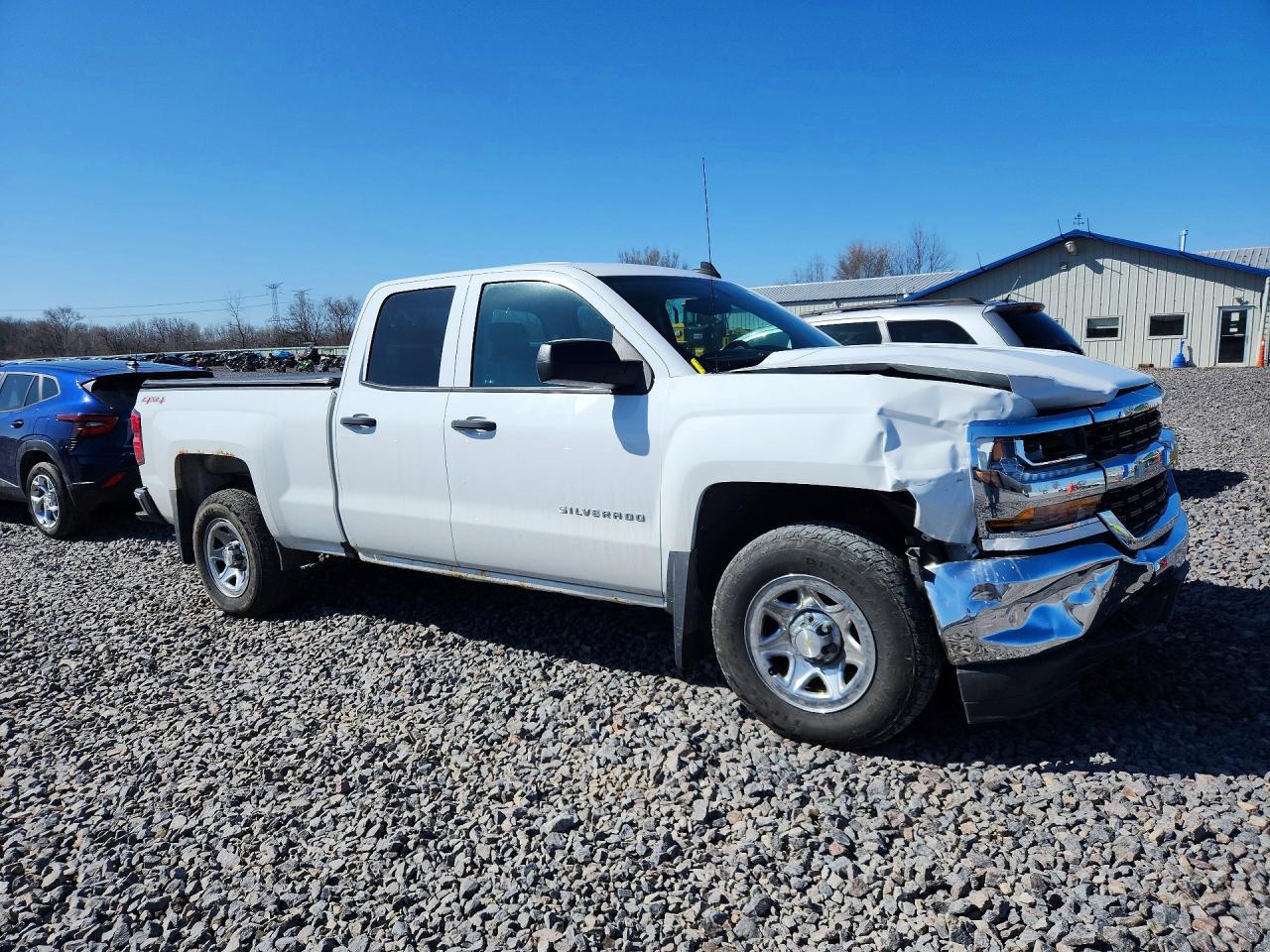2017 CHEVROLET SILVERADO K1500 photo 7