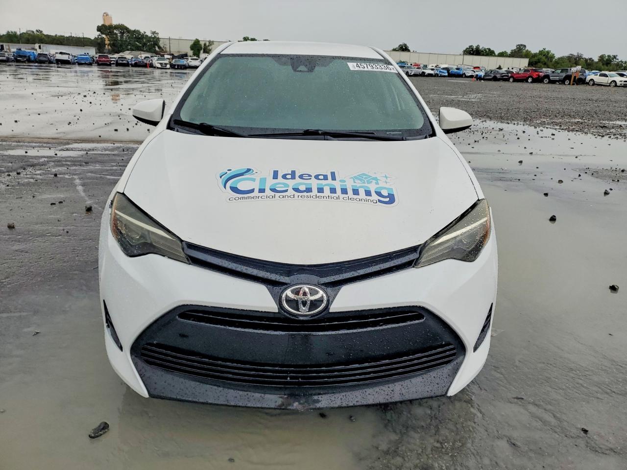 2017 TOYOTA COROLLA LE photo 5