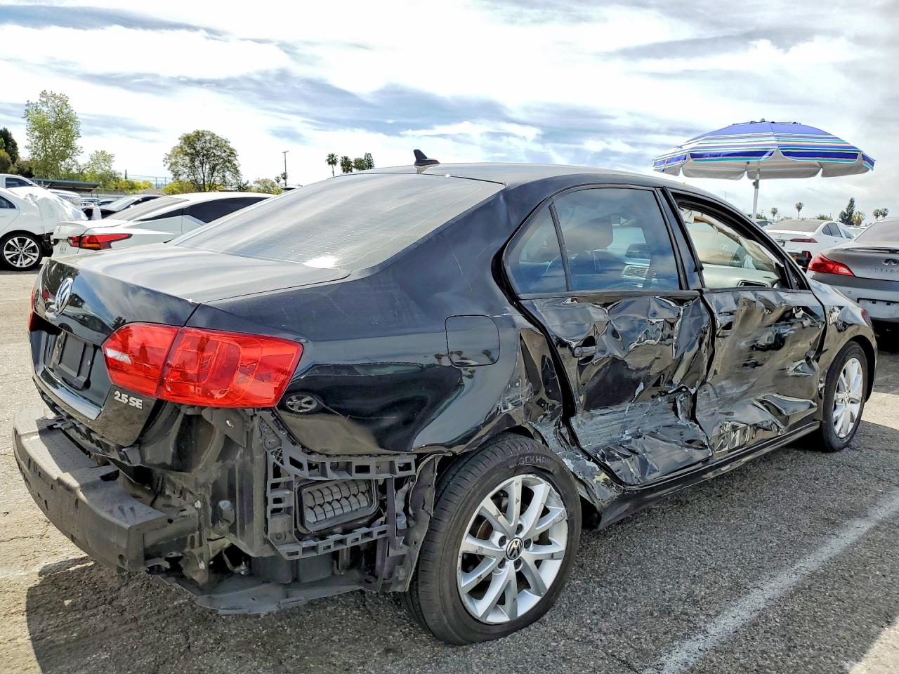 2012 VOLKSWAGEN JETTA photo 5