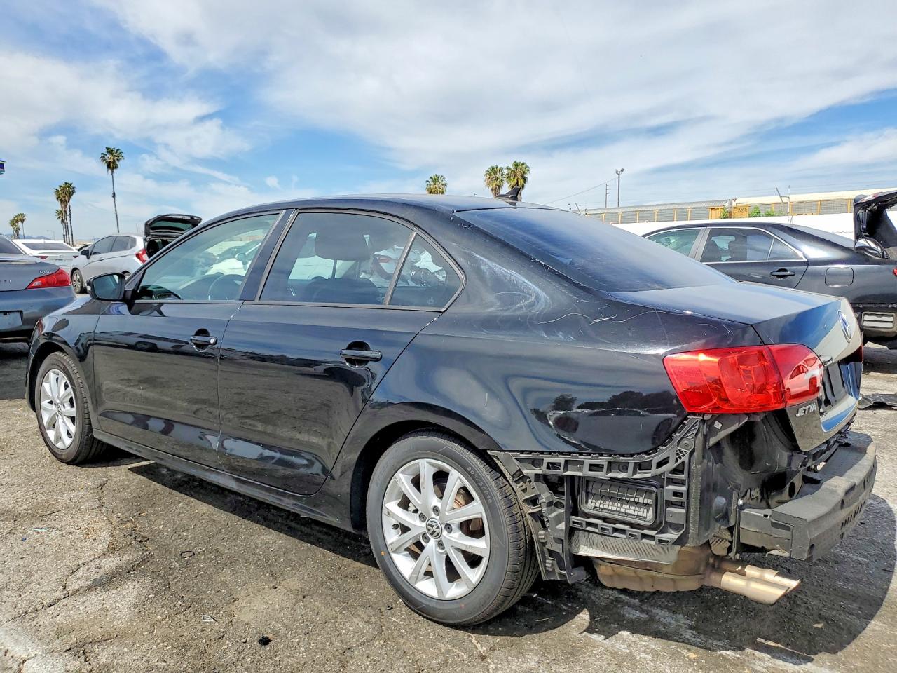 2012 VOLKSWAGEN JETTA photo 3