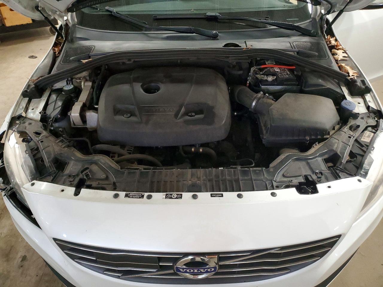 2016 VOLVO S60 PREMIER photo 11