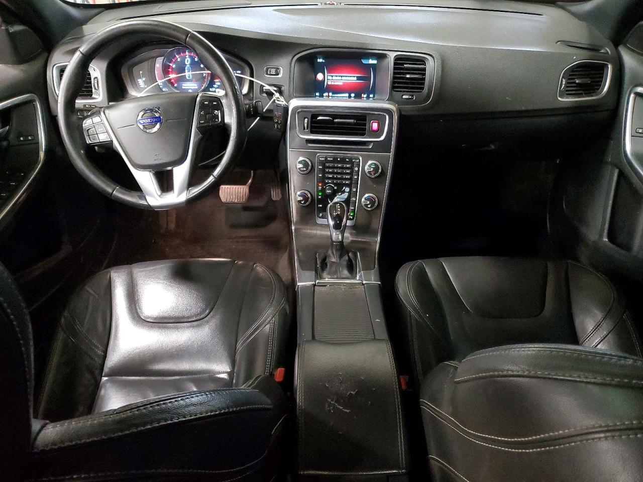 2016 VOLVO S60 PREMIER photo 8