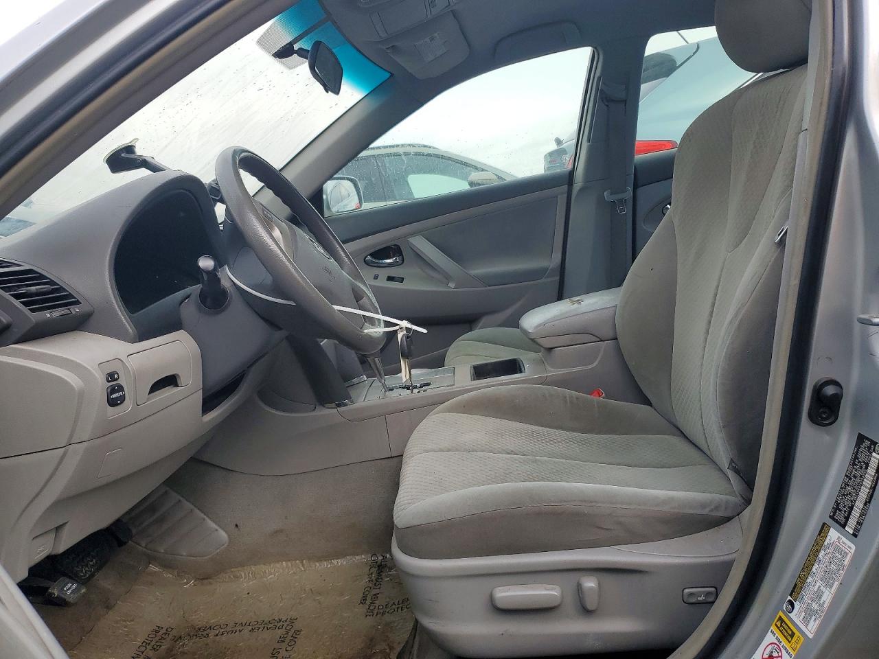 2007 TOYOTA CAMRY LE photo 7