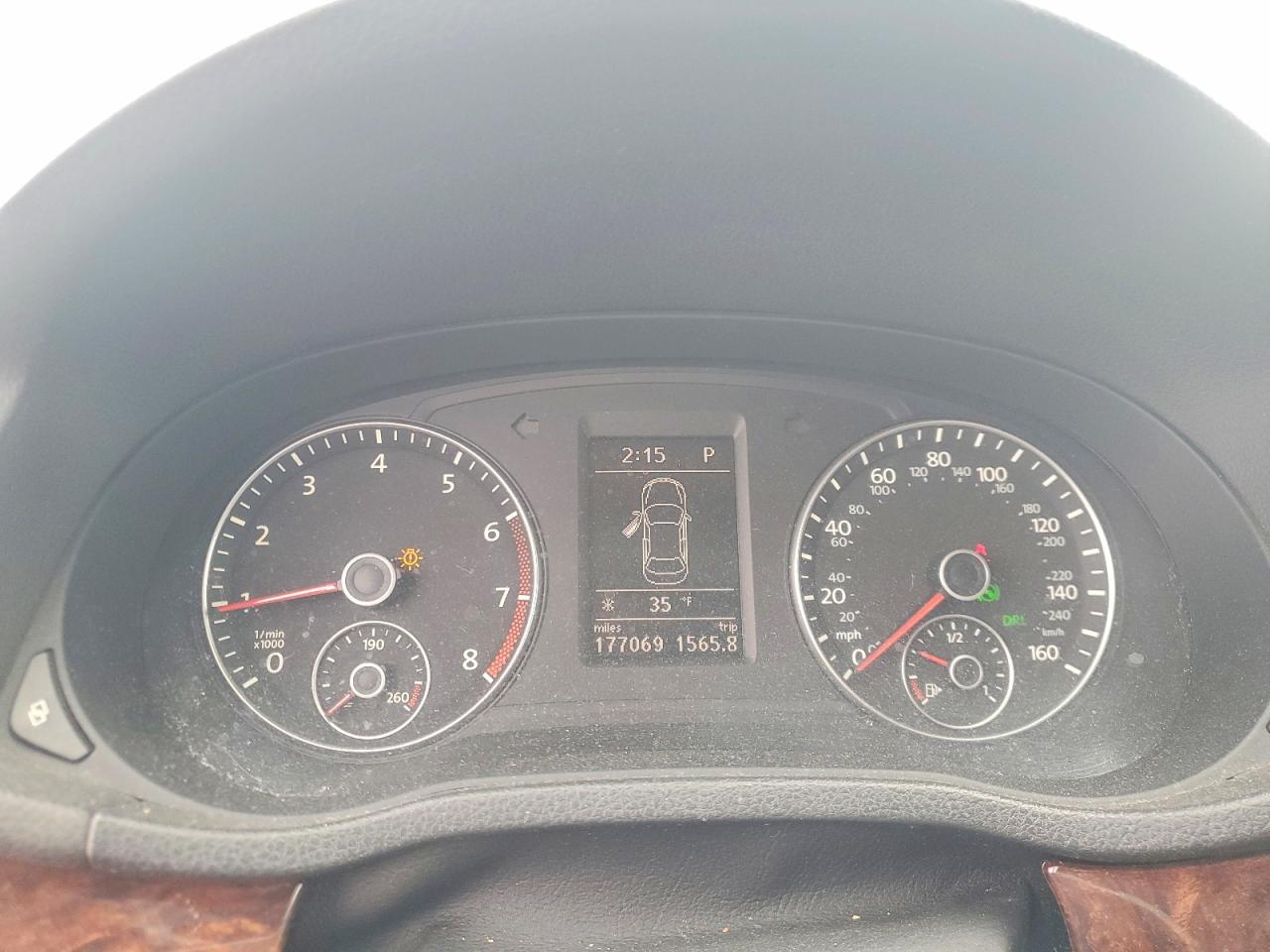2012 VOLKSWAGEN PASSAT SEL photo 9