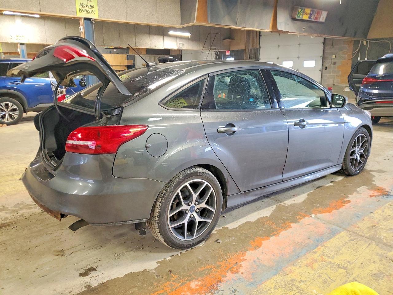 2015 FORD FOCUS SE photo 5