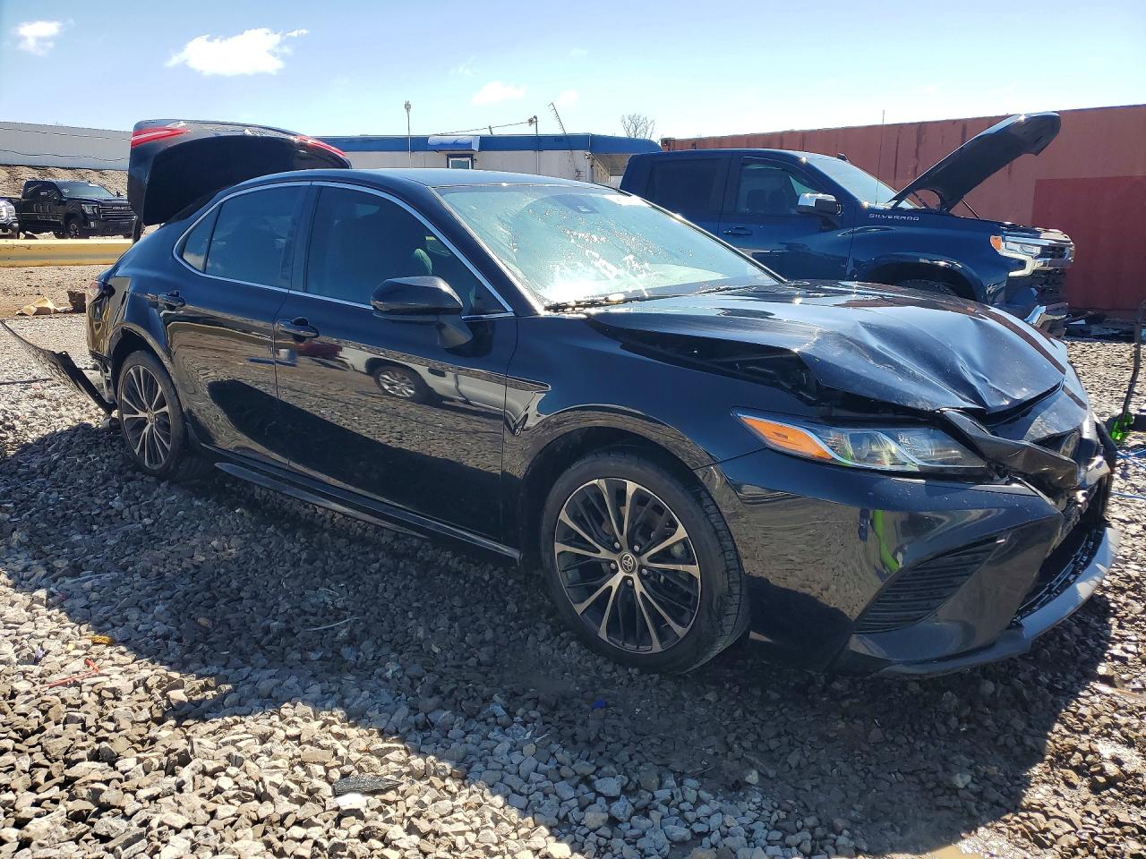 2020 TOYOTA CAMRY SE photo 7