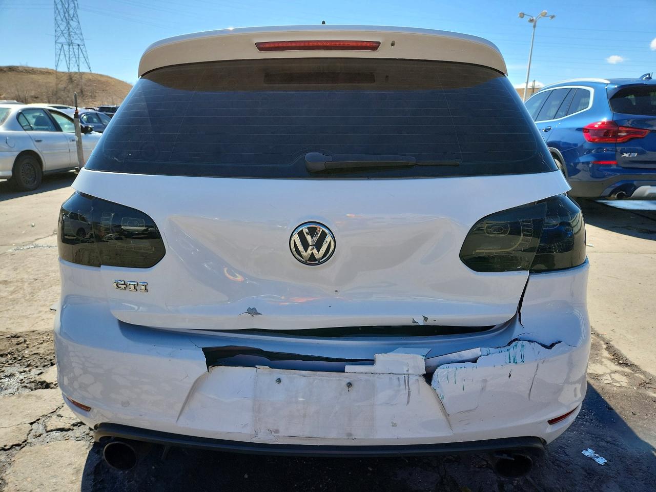 2013 VOLKSWAGEN GTI photo 6