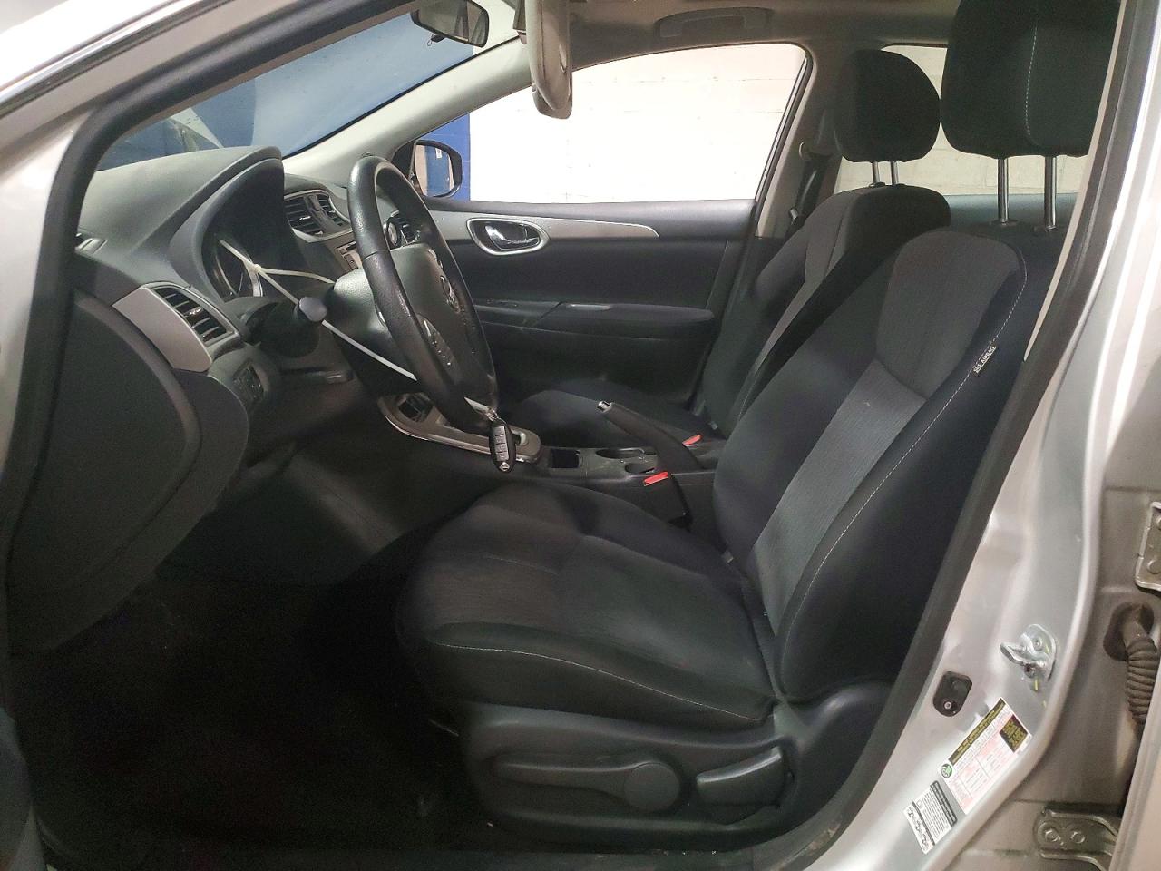 2015 NISSAN SENTRA SV photo 13