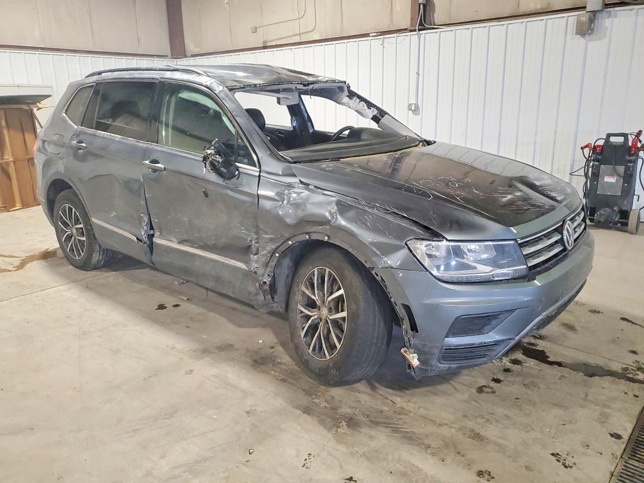 2021 VOLKSWAGEN TIGUAN SE photo 7