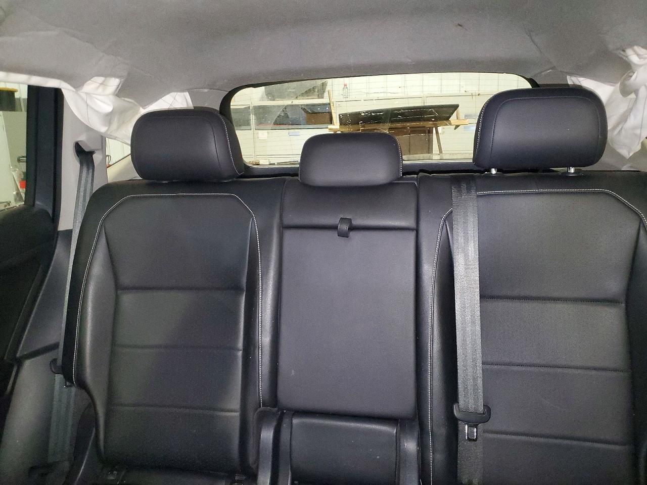 2021 VOLKSWAGEN TIGUAN SE photo 19