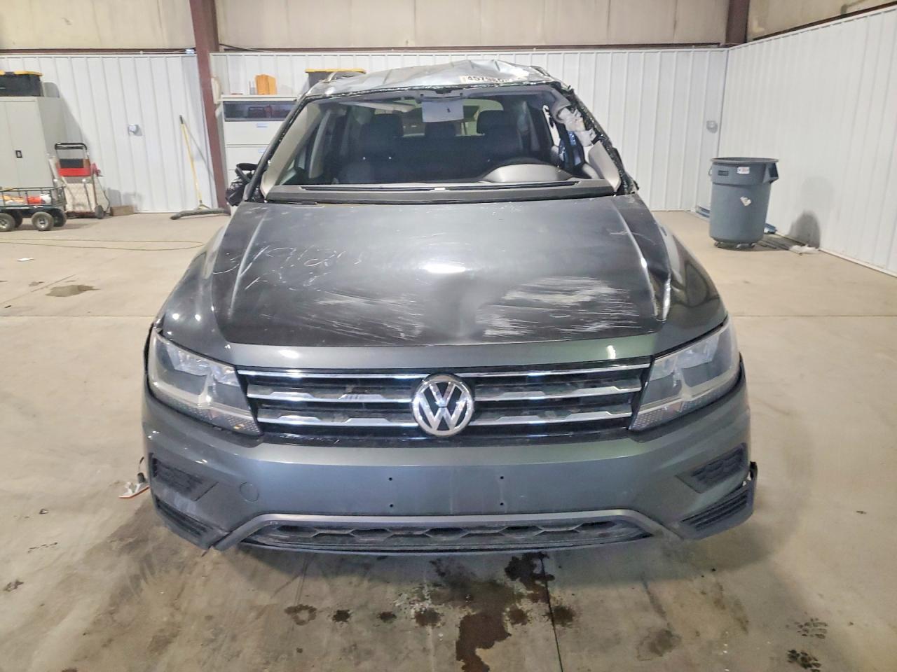 2021 VOLKSWAGEN TIGUAN SE photo 9