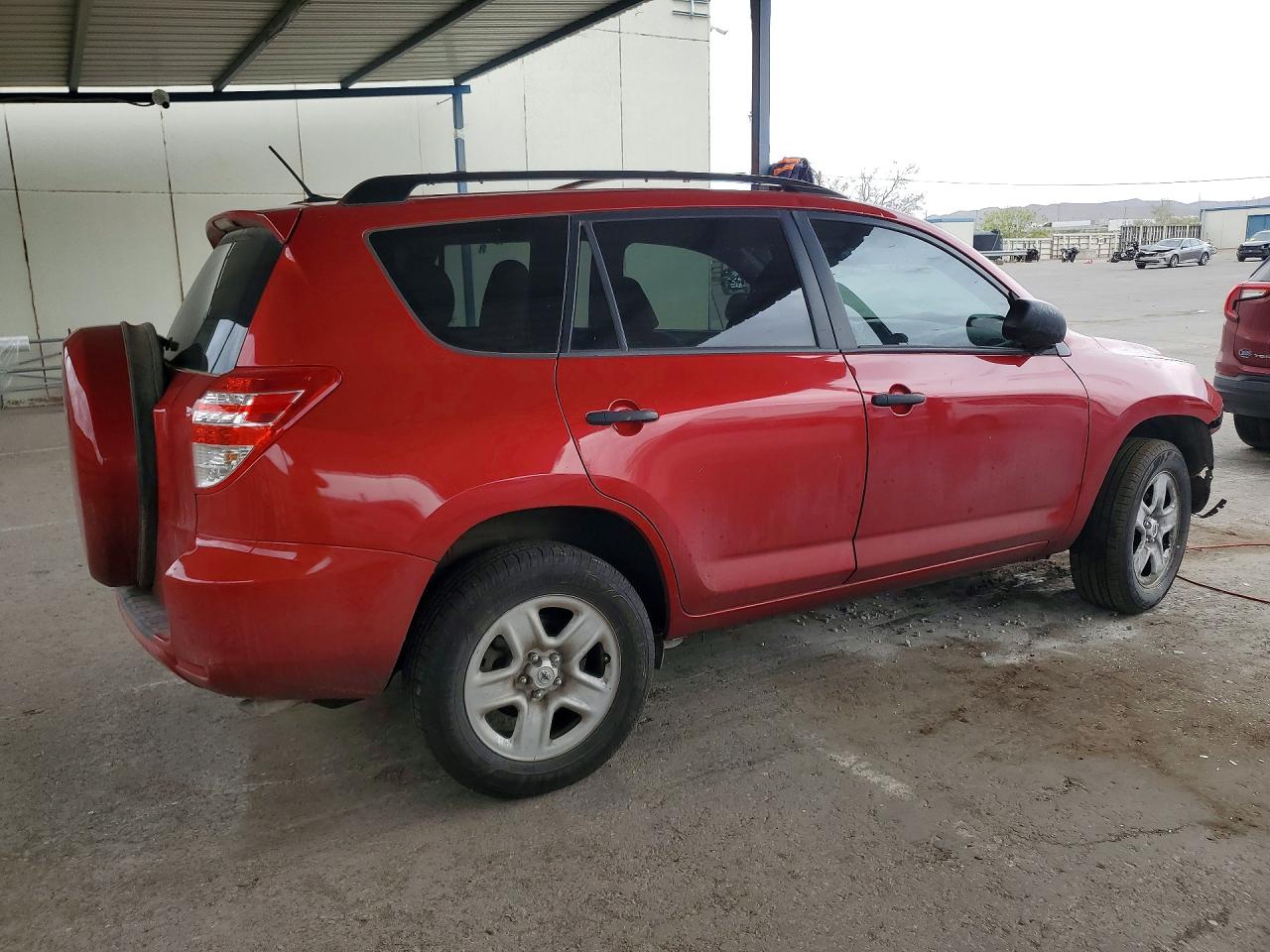 2012 TOYOTA RAV4 BASE photo 3