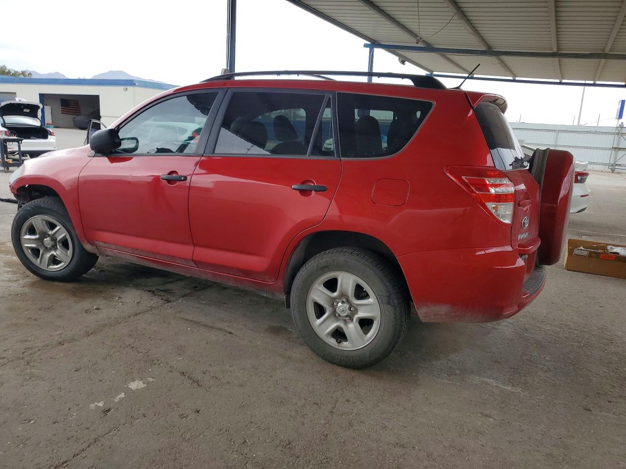 2012 TOYOTA RAV4 BASE photo 2