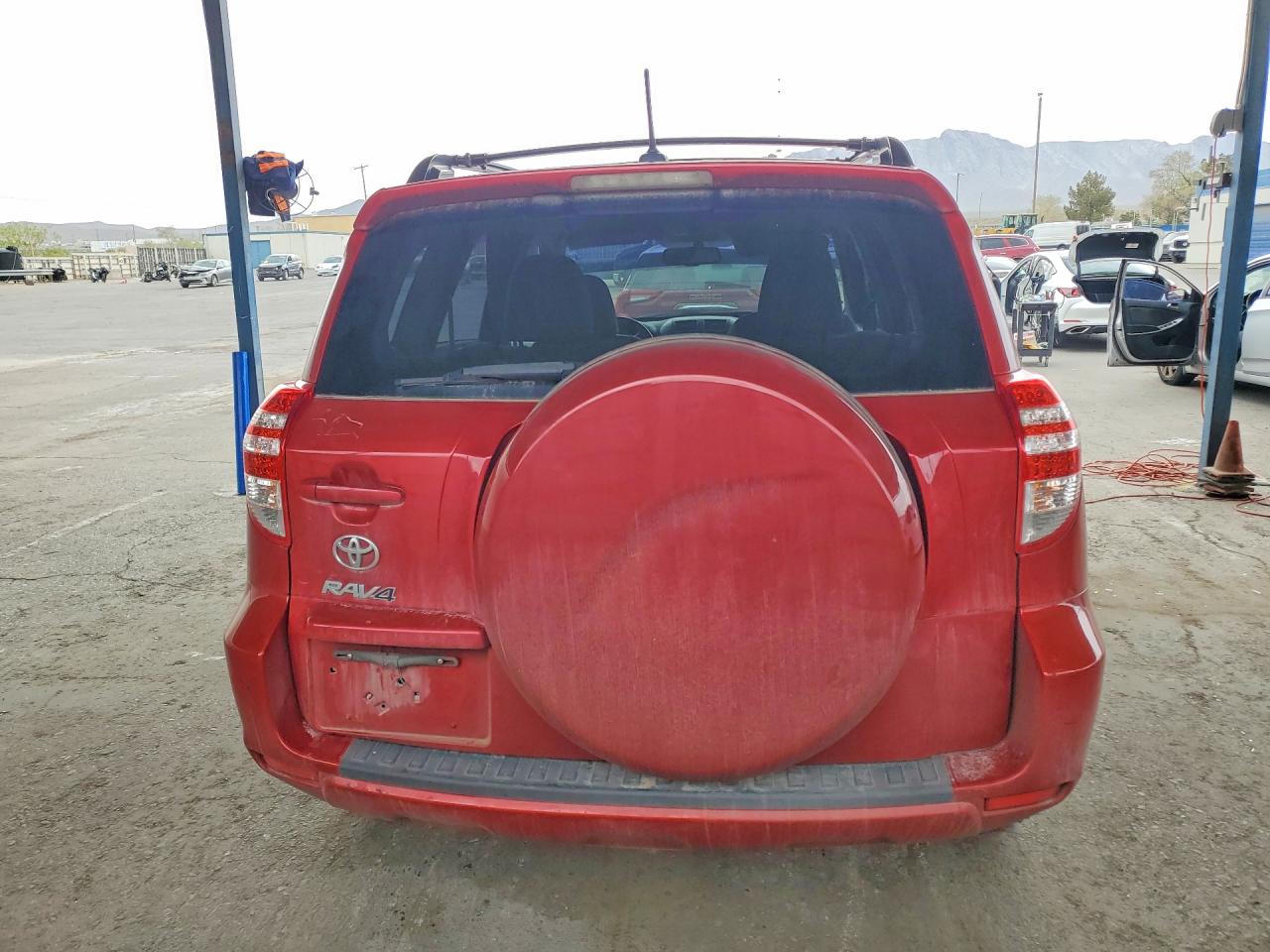 2012 TOYOTA RAV4 BASE photo 6