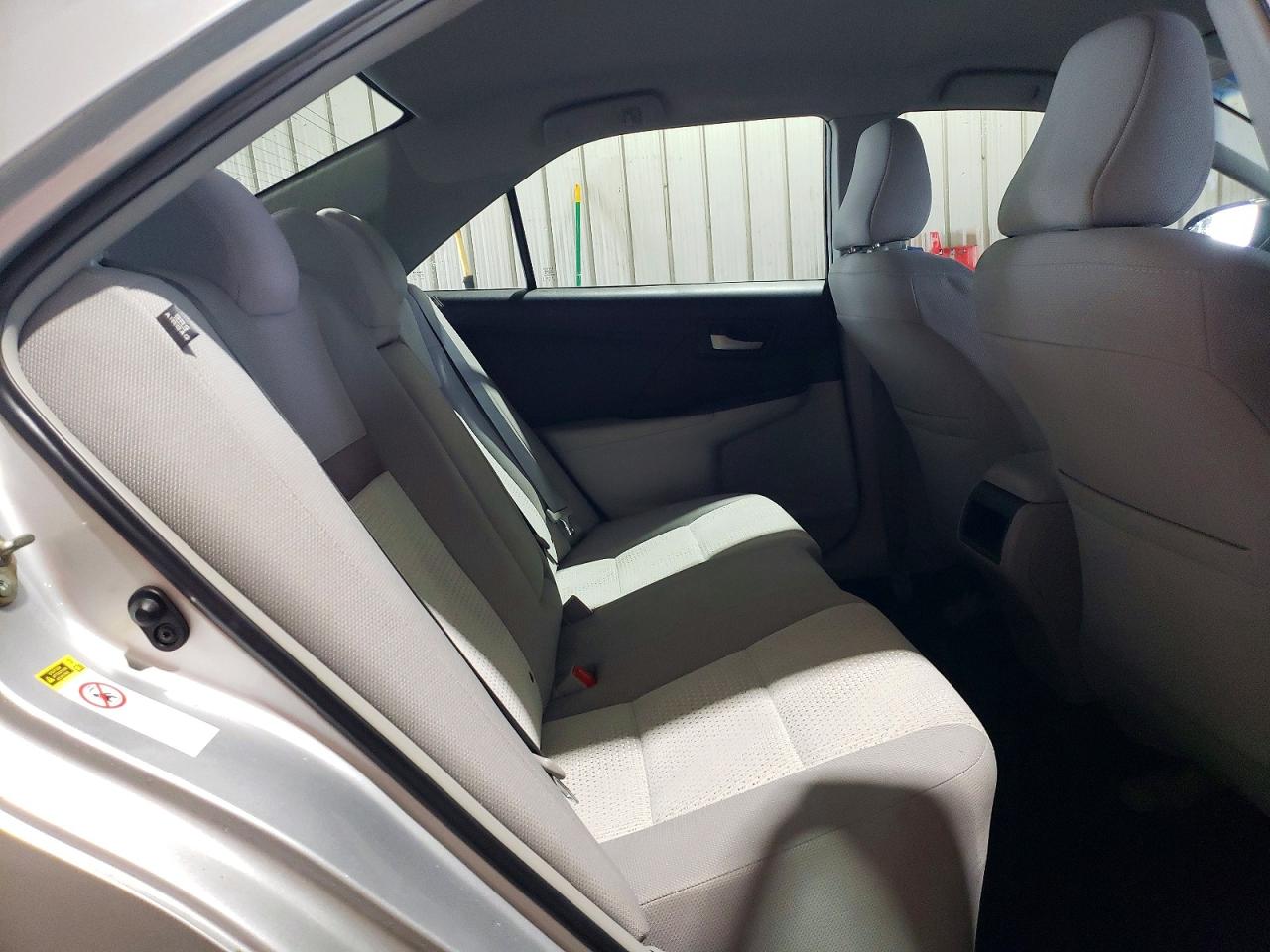 2014 TOYOTA CAMRY LE photo 19