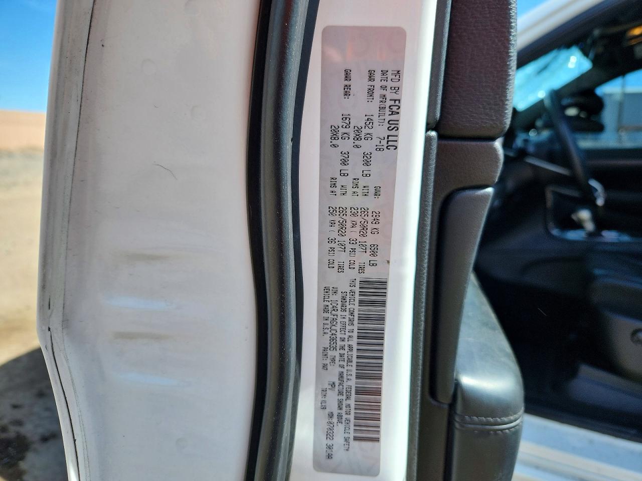 2018 JEEP GRAND CHEROKEE LAREDO photo 23