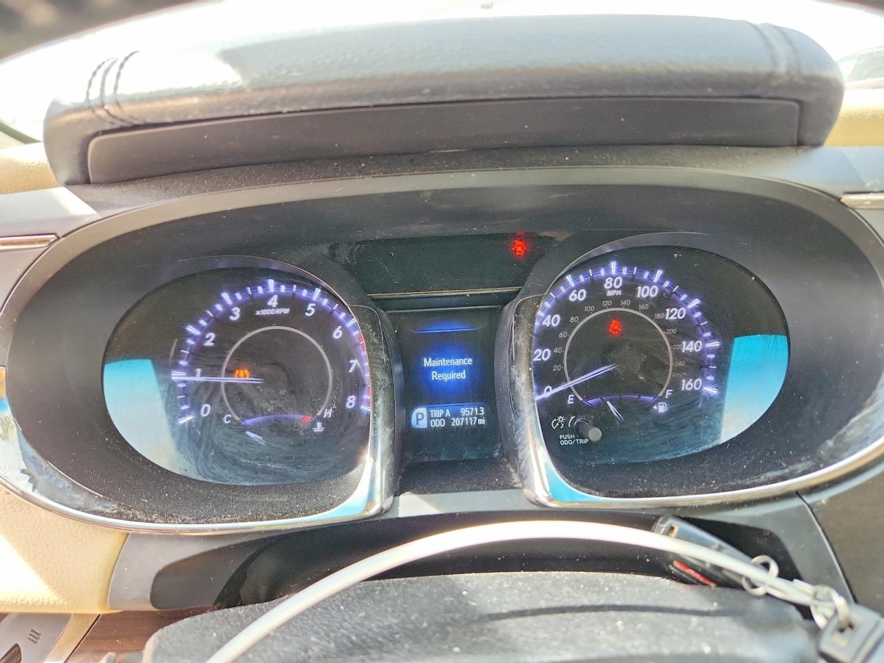 2013 TOYOTA AVALON XLE photo 17