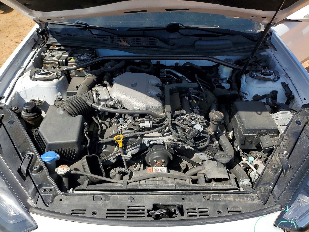 2016 HYUNDAI GENESIS COUPE 3.8 photo 31