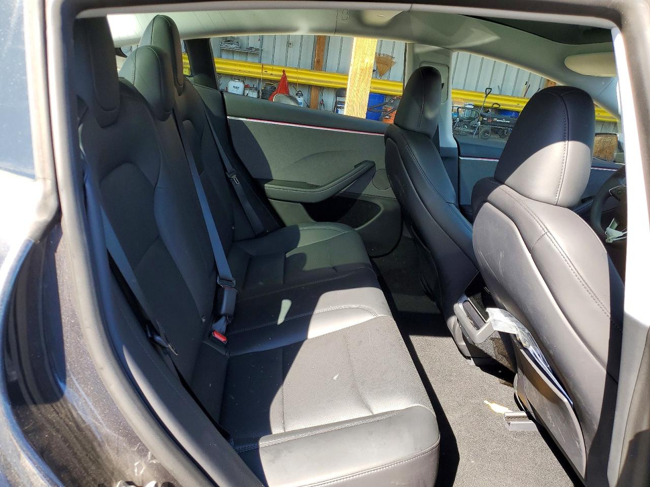 2024 TESLA MODEL 3 photo 19