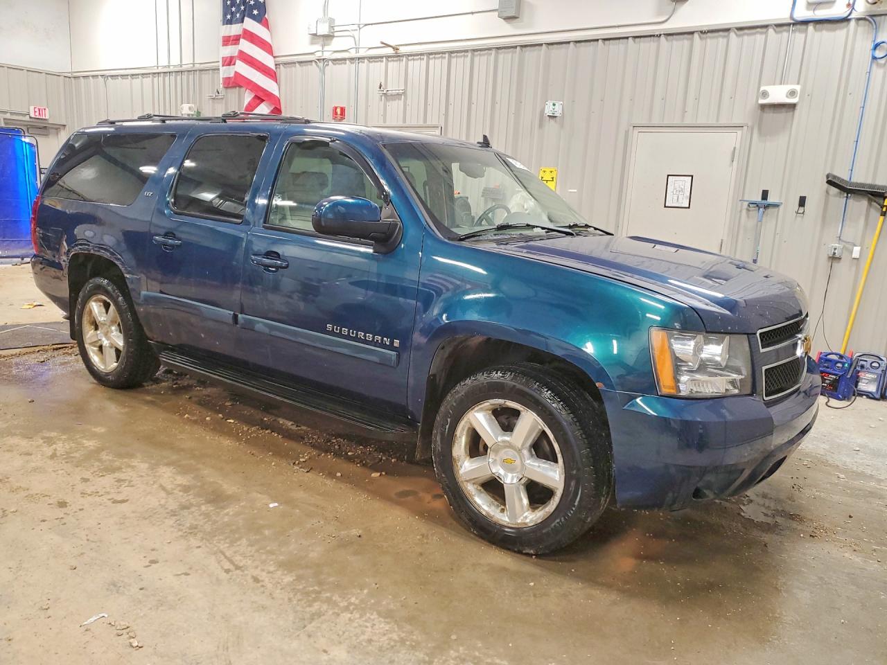 2007 CHEVROLET SUBURBAN K1500 photo 7