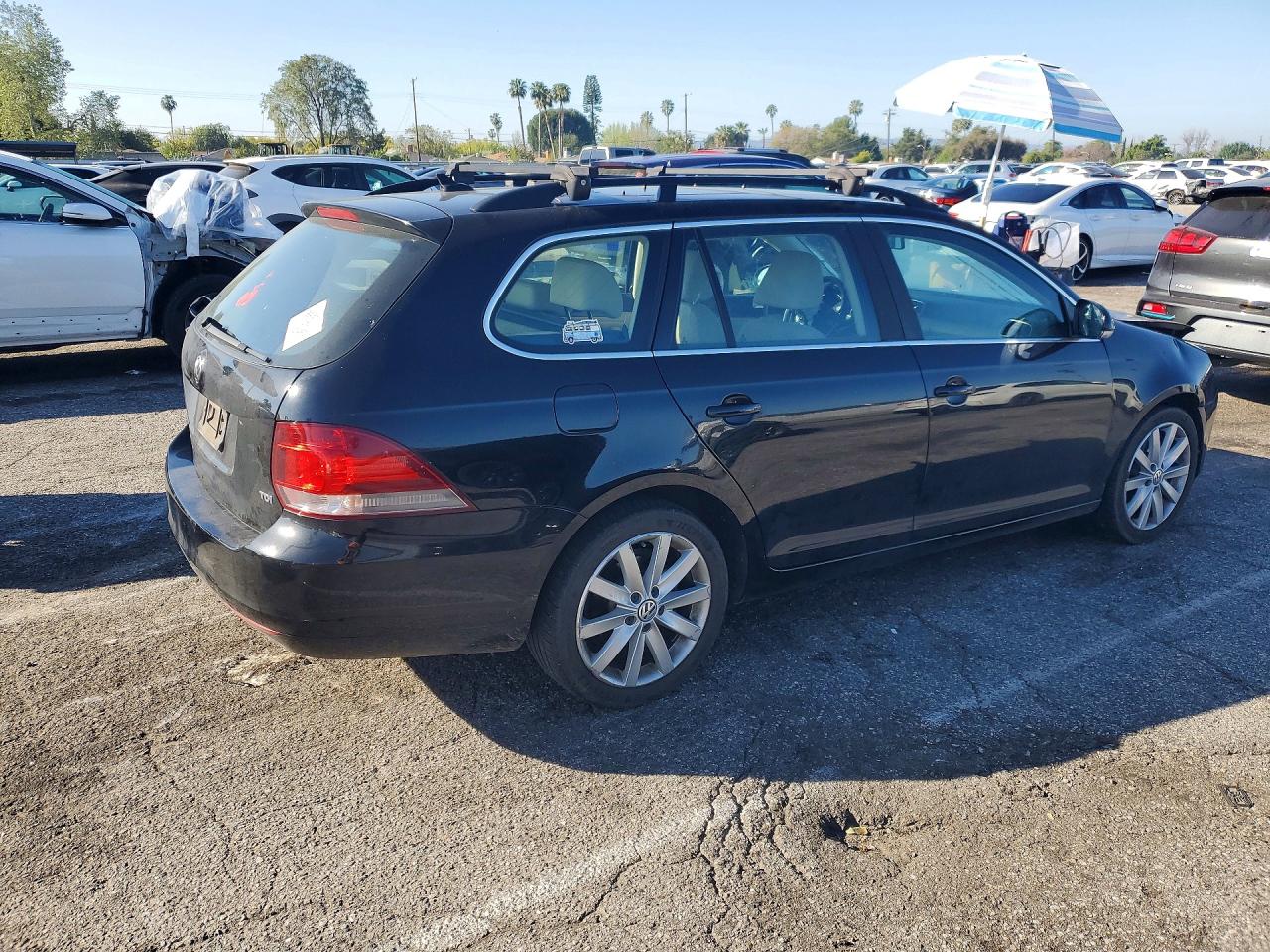 2014 VOLKSWAGEN JETTA TDI photo 3