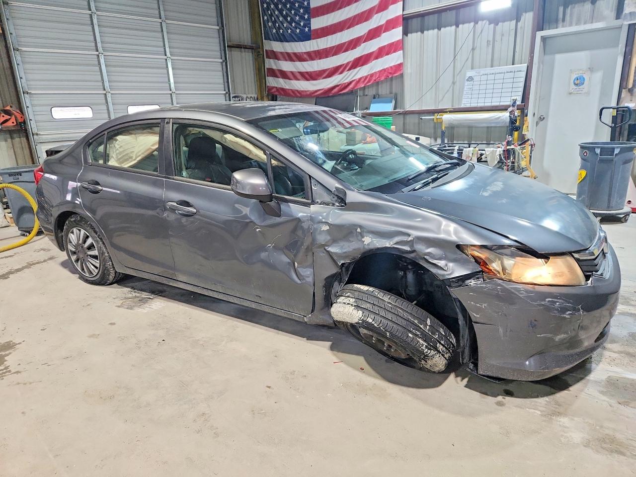 2012 HONDA CIVIC LX photo 4