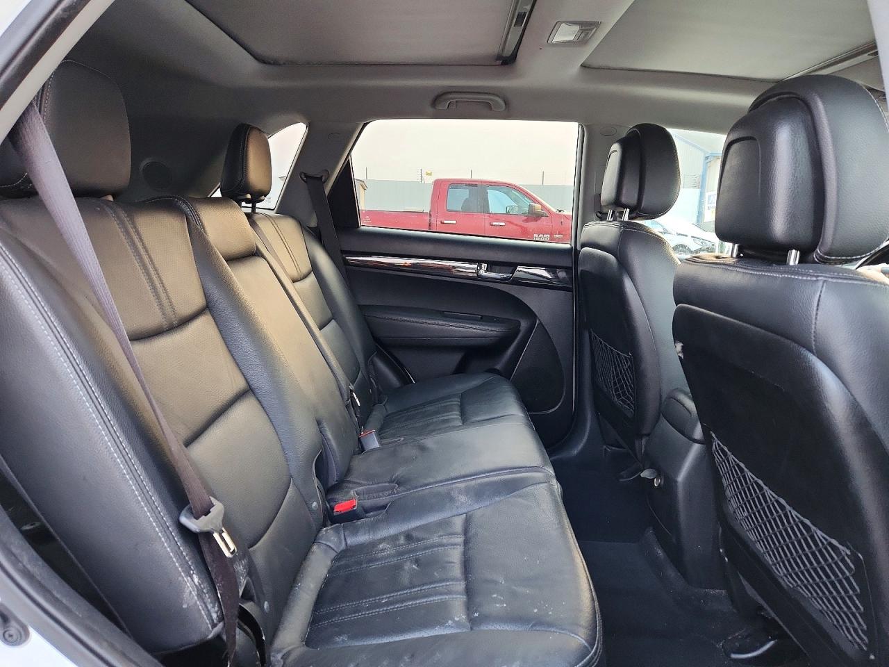 2013 KIA SORENTO SX photo 11