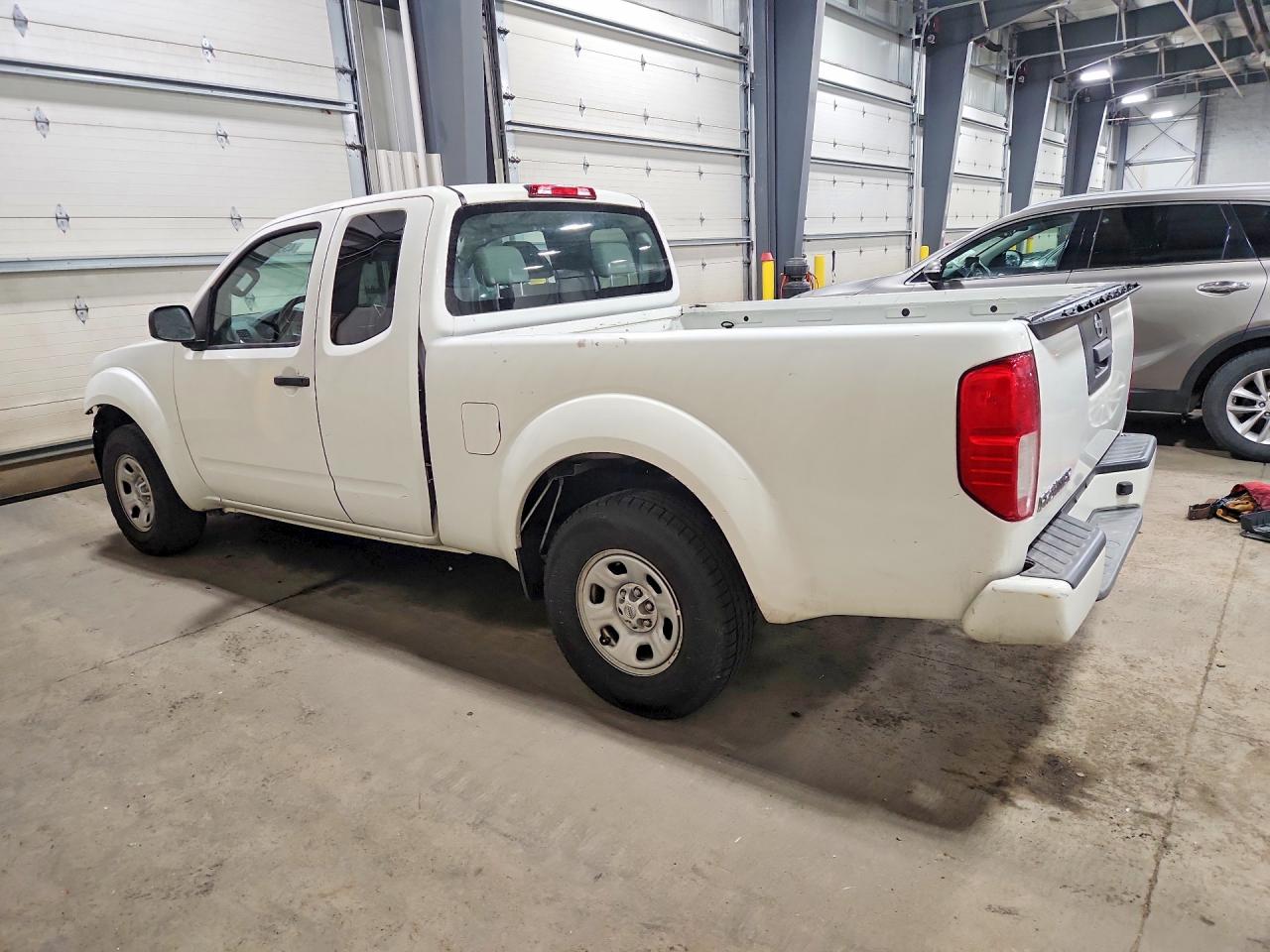 2017 NISSAN FRONTIER S photo 3