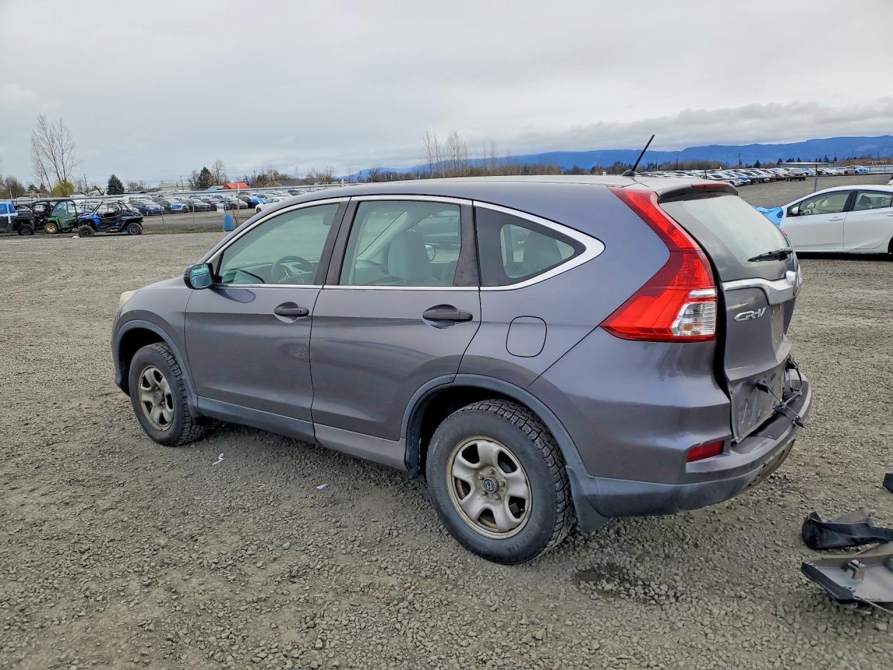 2016 HONDA CR-V LX photo 2