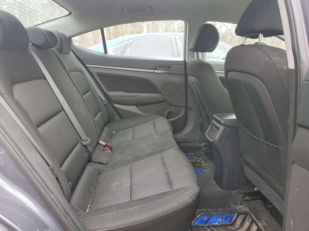 2017 HYUNDAI ELANTRA SE photo 19