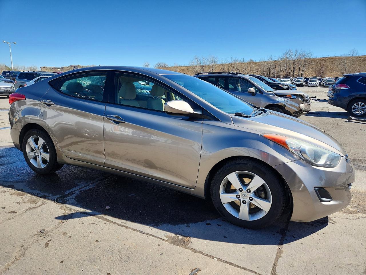 2013 HYUNDAI ELANTRA GLS photo 4