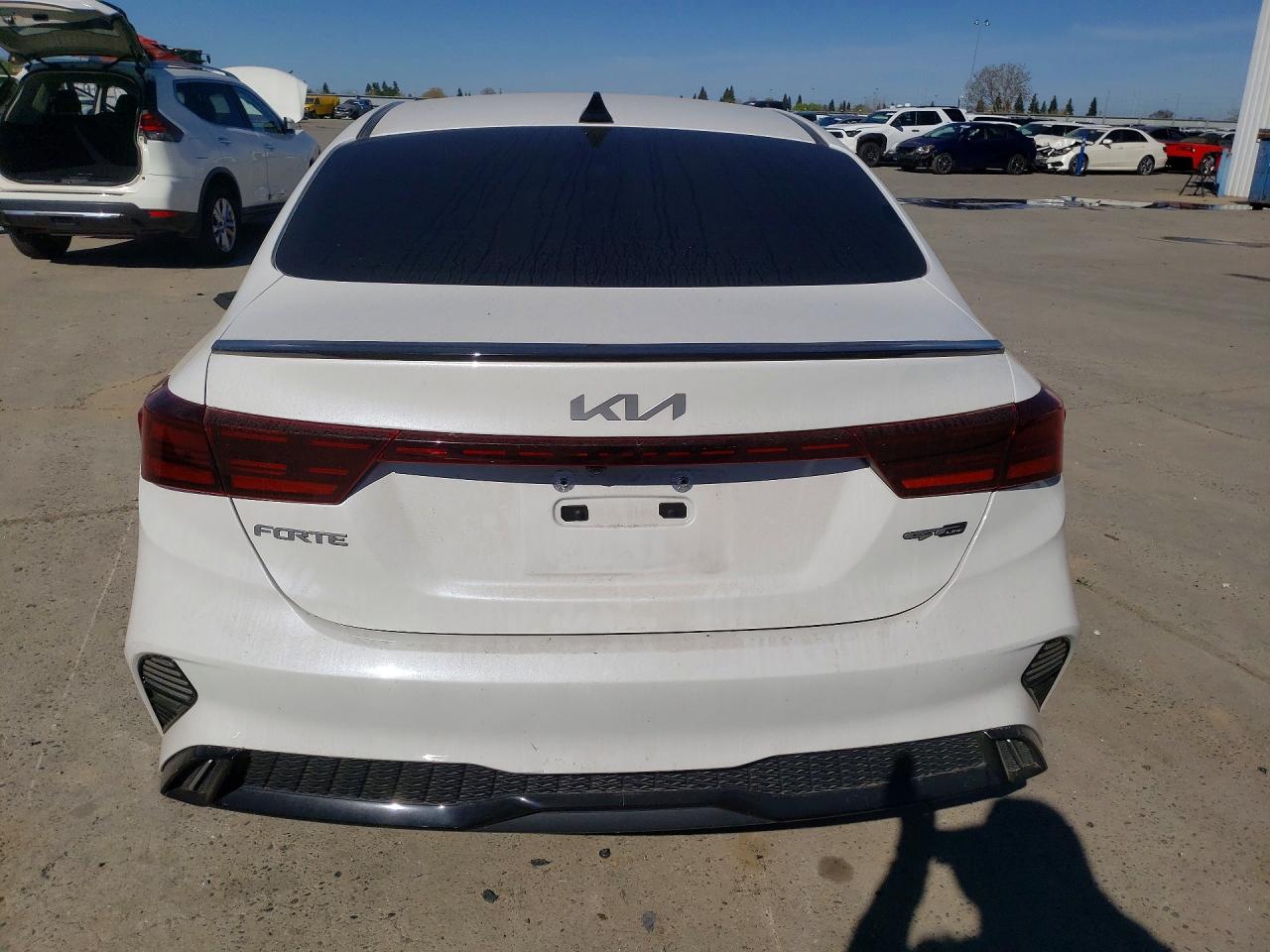2024 KIA FORTE GT-LINE photo 16