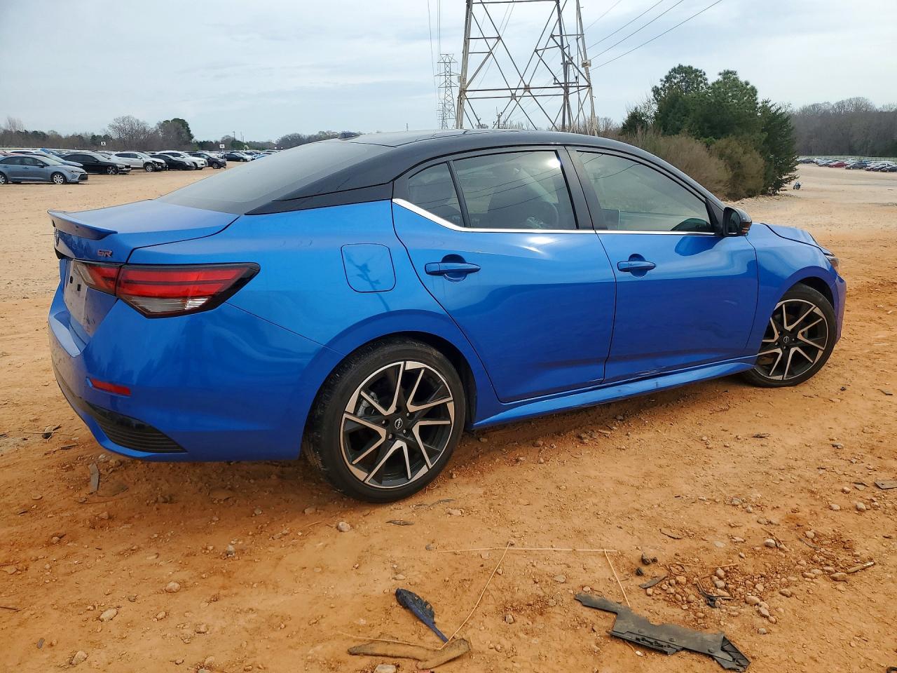 2024 NISSAN SENTRA SR photo 3