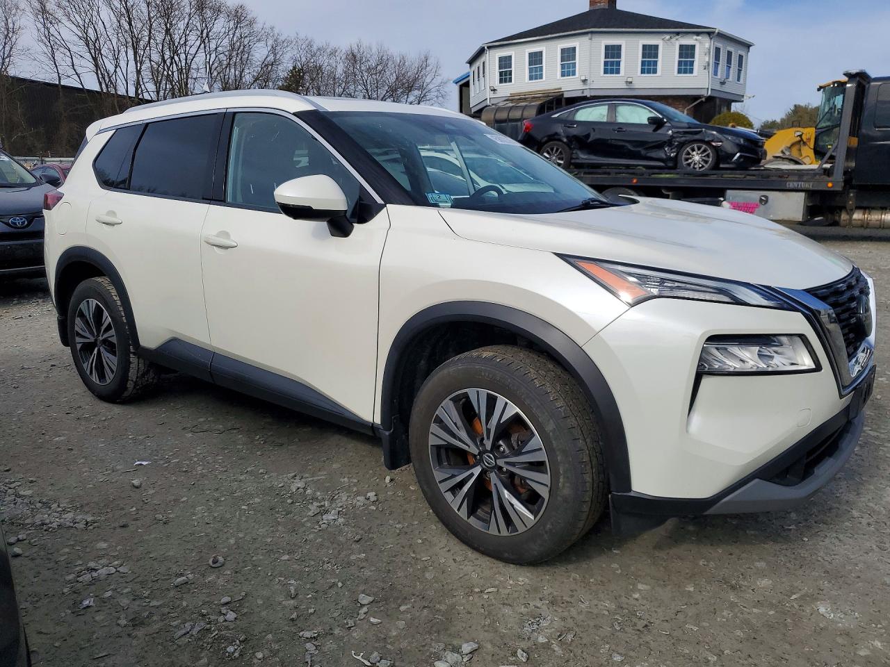 2021 NISSAN ROGUE SV photo 4