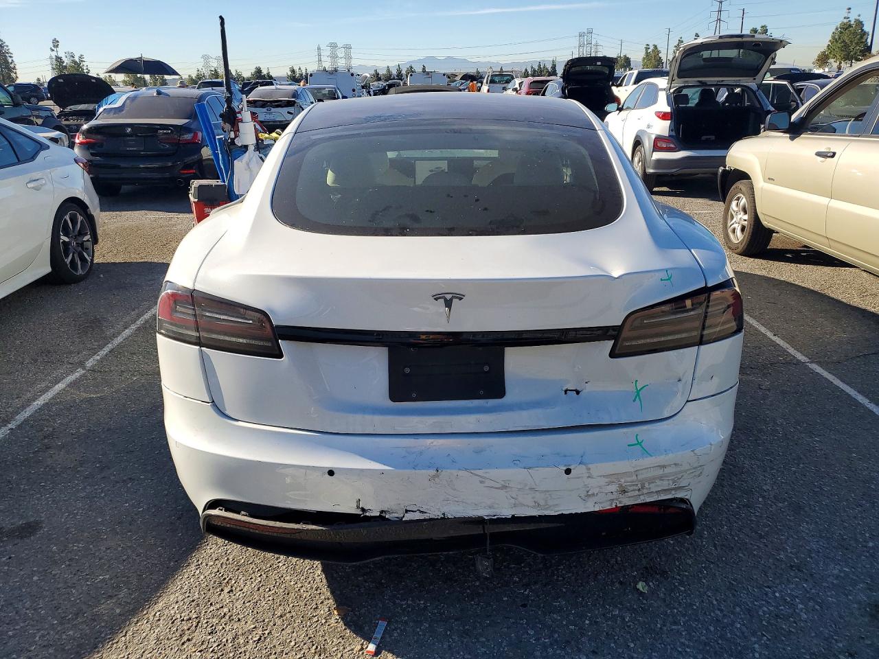 2022 TESLA MODEL S photo 6