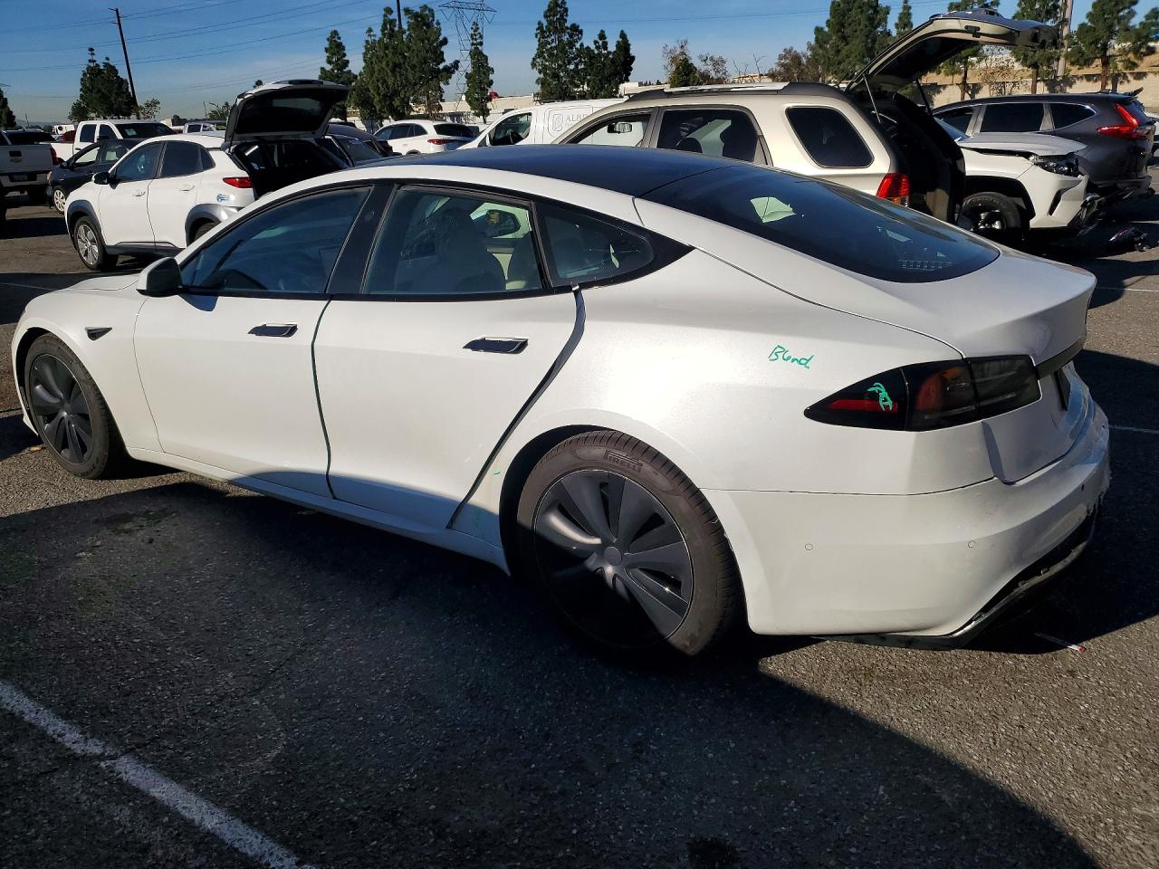 2022 TESLA MODEL S photo 2