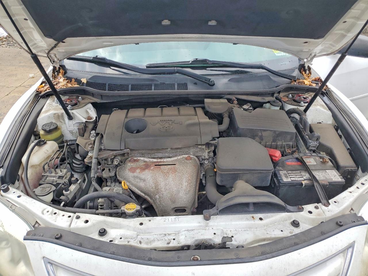 2011 TOYOTA CAMRY LE photo 31