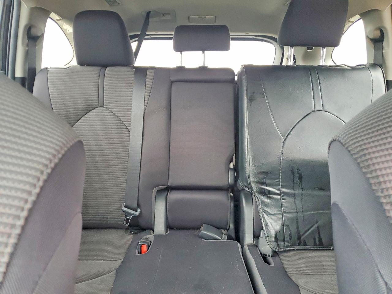 2022 TOYOTA HIGHLANDER L photo 28