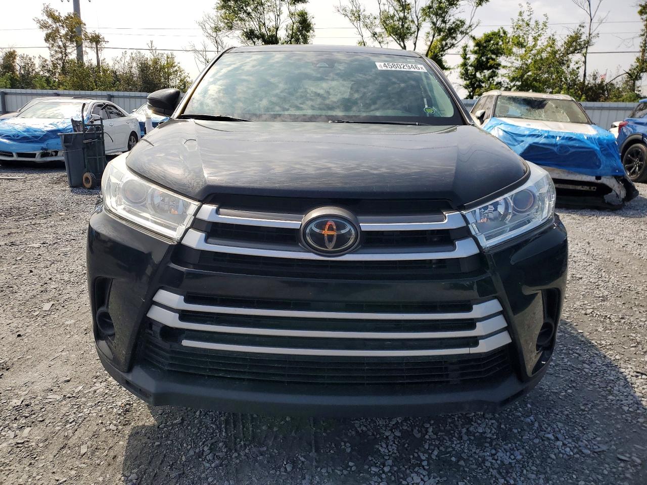 2019 TOYOTA HIGHLANDER LE photo 9