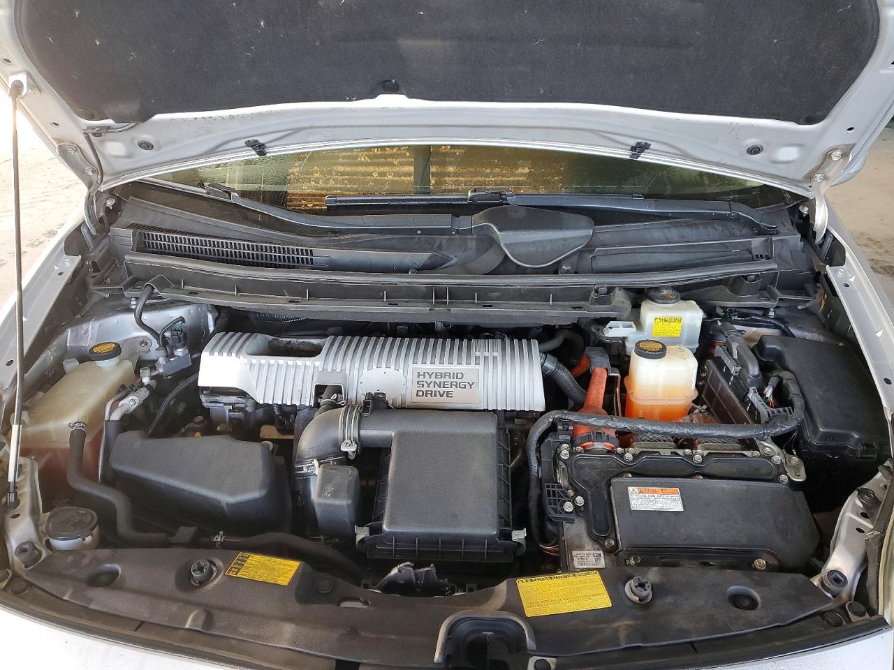 2013 TOYOTA PRIUS TWO photo 11