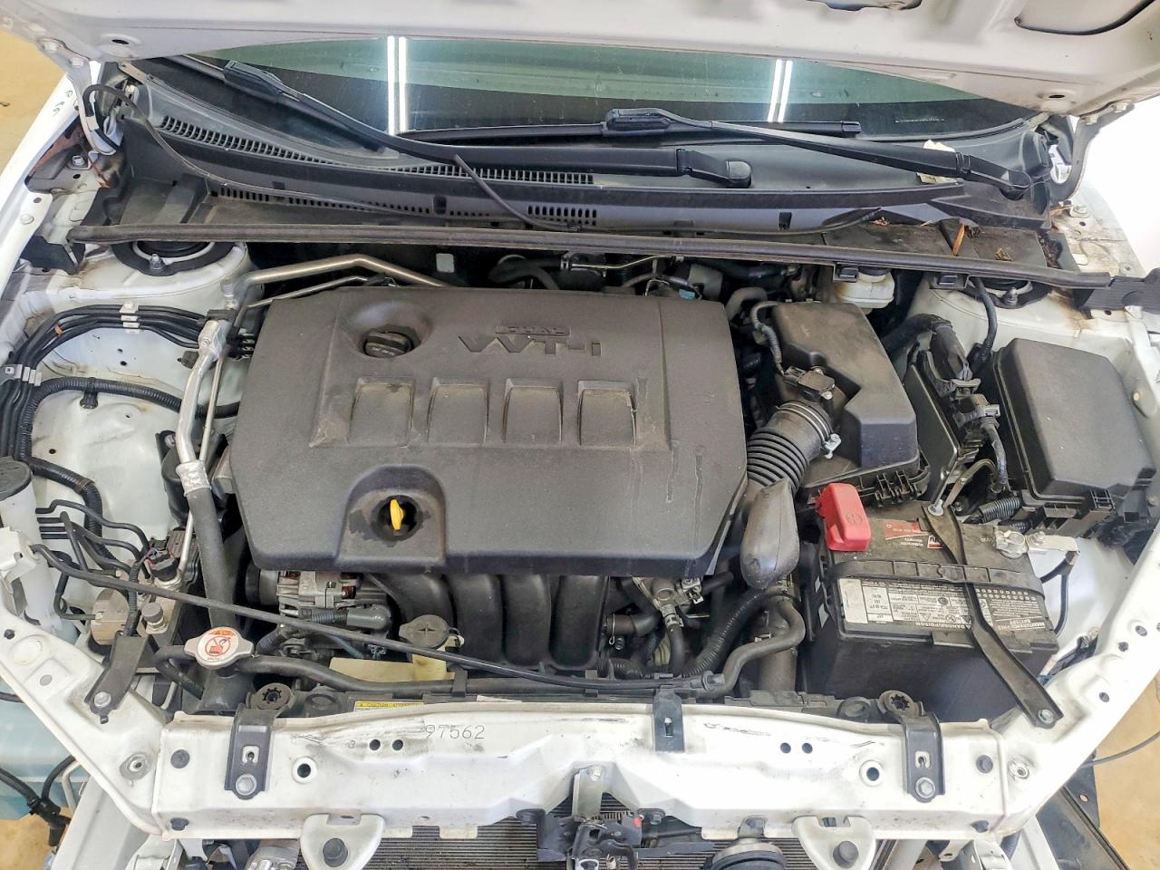 2017 TOYOTA COROLLA LE photo 11